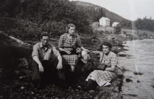 Ganesvika 1953. Osvald Åneng, Asbjørg Åneng, Nils Magnus Foss, Asbjørg Foss